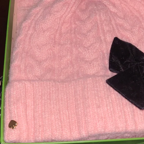 KATE SPADE 3pc Pink Knit Hat Scarf & Gloves Set with Black Bows - Picture 2 of 13